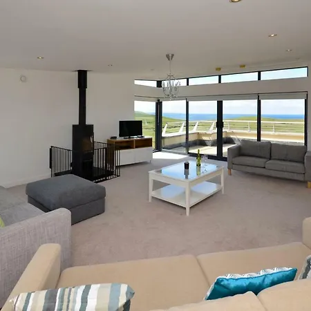 260 - بيت للعطل *