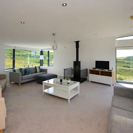 260 - بيت للعطل *